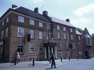 Tamworth Pictures - Castle Hotel